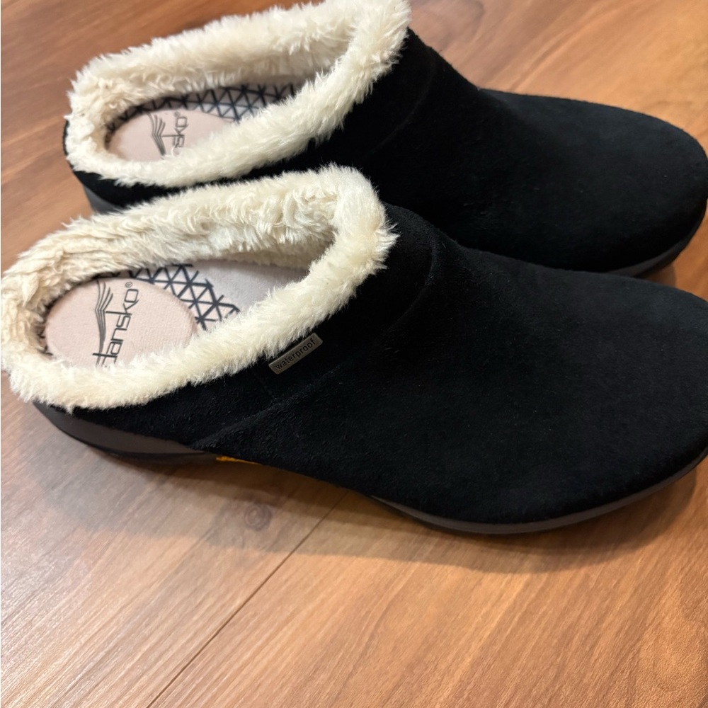 Dansko Black and Cream Women's Slippers